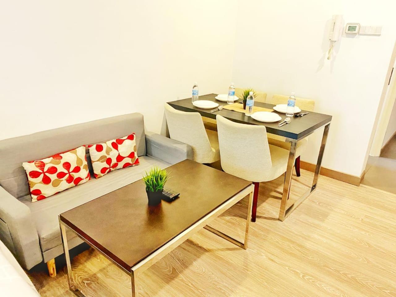 Oneiro One Bukit Ceylon Apartment Kuala Lumpur Phòng bức ảnh